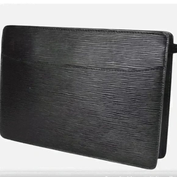 Louis Vuitton Clutch w/LV Dust Bag - Picture 2 of 9